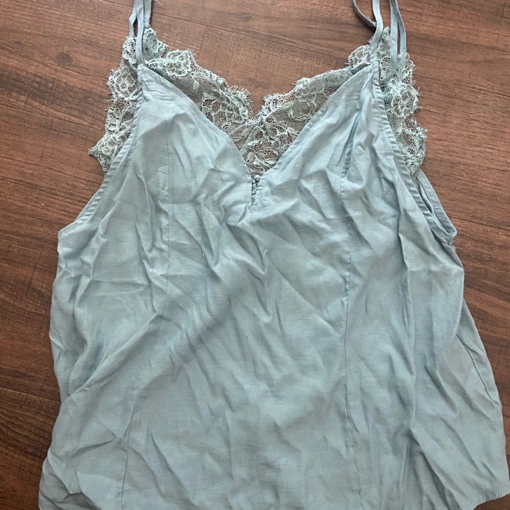 Lacey tank